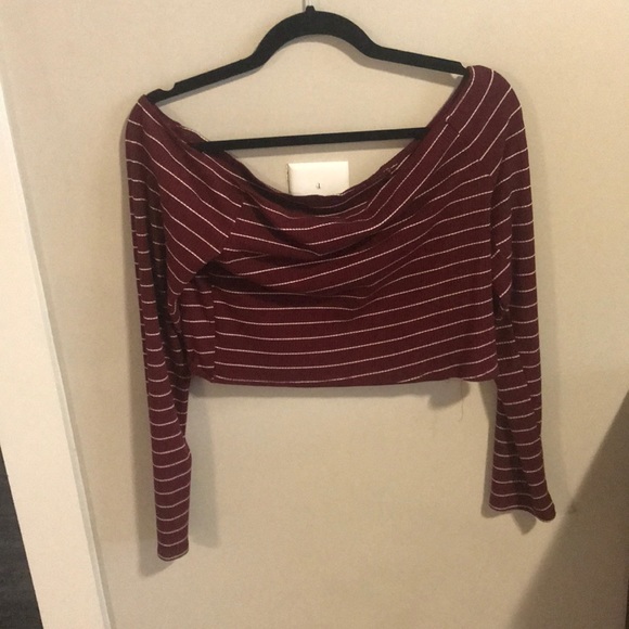 Maroon crop top - Picture 2 of 2